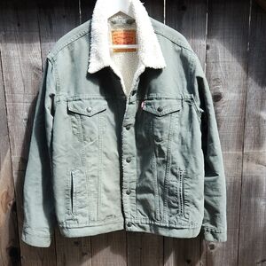 Levi's Green Military Field Jacket Timeless Design